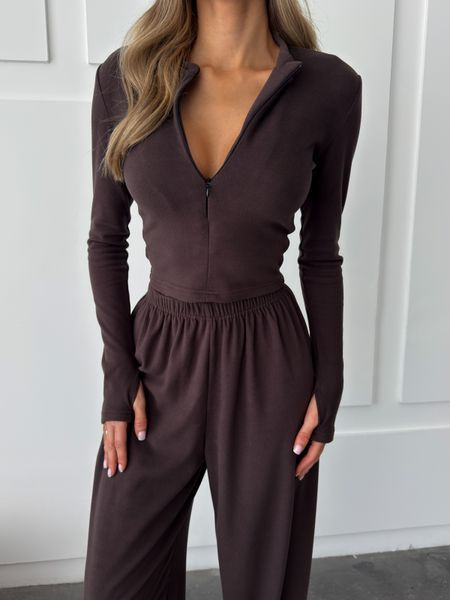 Костюм «Bella» zip в шоколадному відтінку 43068400014725 фото Костюм «Bella» zip в шоколадному відтінку 43068400014725 фото